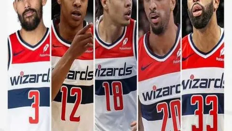 蓝军胜局虽稳却引众议，点球判罚成焦点