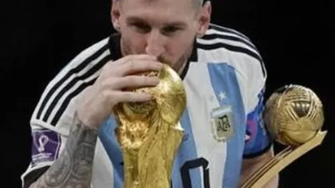 康利精准传球，爱德华兹底角三分神准无误